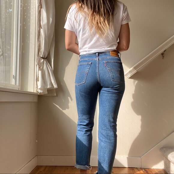 Levi’s Wedgie Straight Jeans - Picture 6 of 7